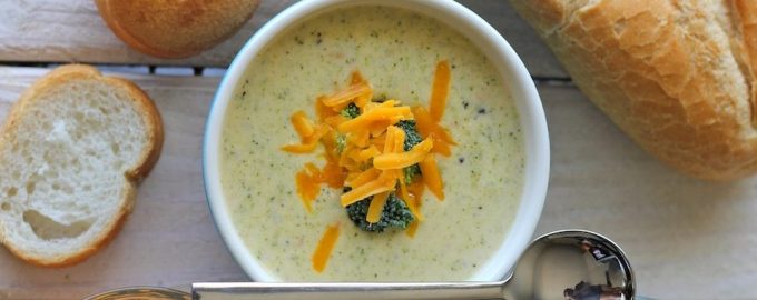 Kreminė brokolių sriuba su sūriu