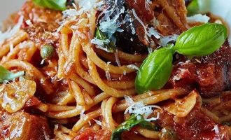 Sicilietiški spagečiai alla Norma