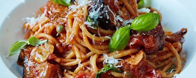 Sicilietiški spagečiai alla Norma